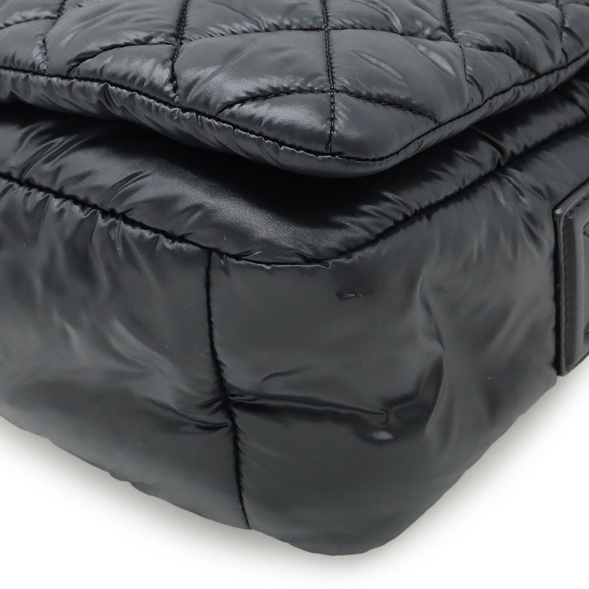 CHANEL シャネル コココクーン マトラッセ スモールメッセンジャー