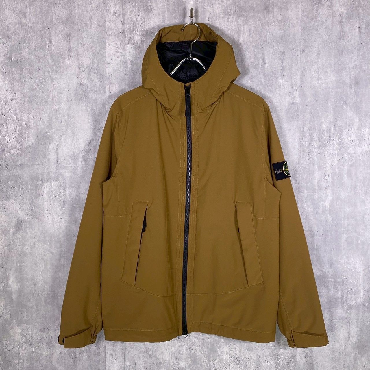 STONE  ストーンアイランド ナイロンジャケット ワッペン STONE ISLAND』ストーンアイランド (M) ワッペンロゴ ナイロン