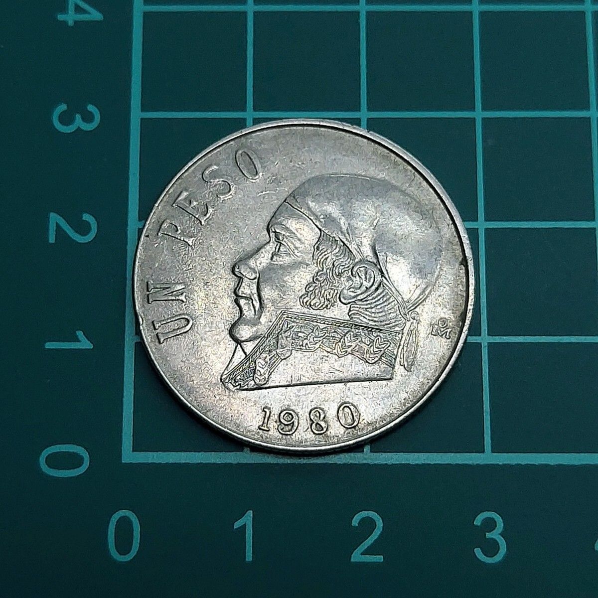 海外硬貨　旧硬貨　記念硬貨 メキシコ 1ペソコイン 白銅貨 1980年 メキシコ革命の英雄ホセ・マリア