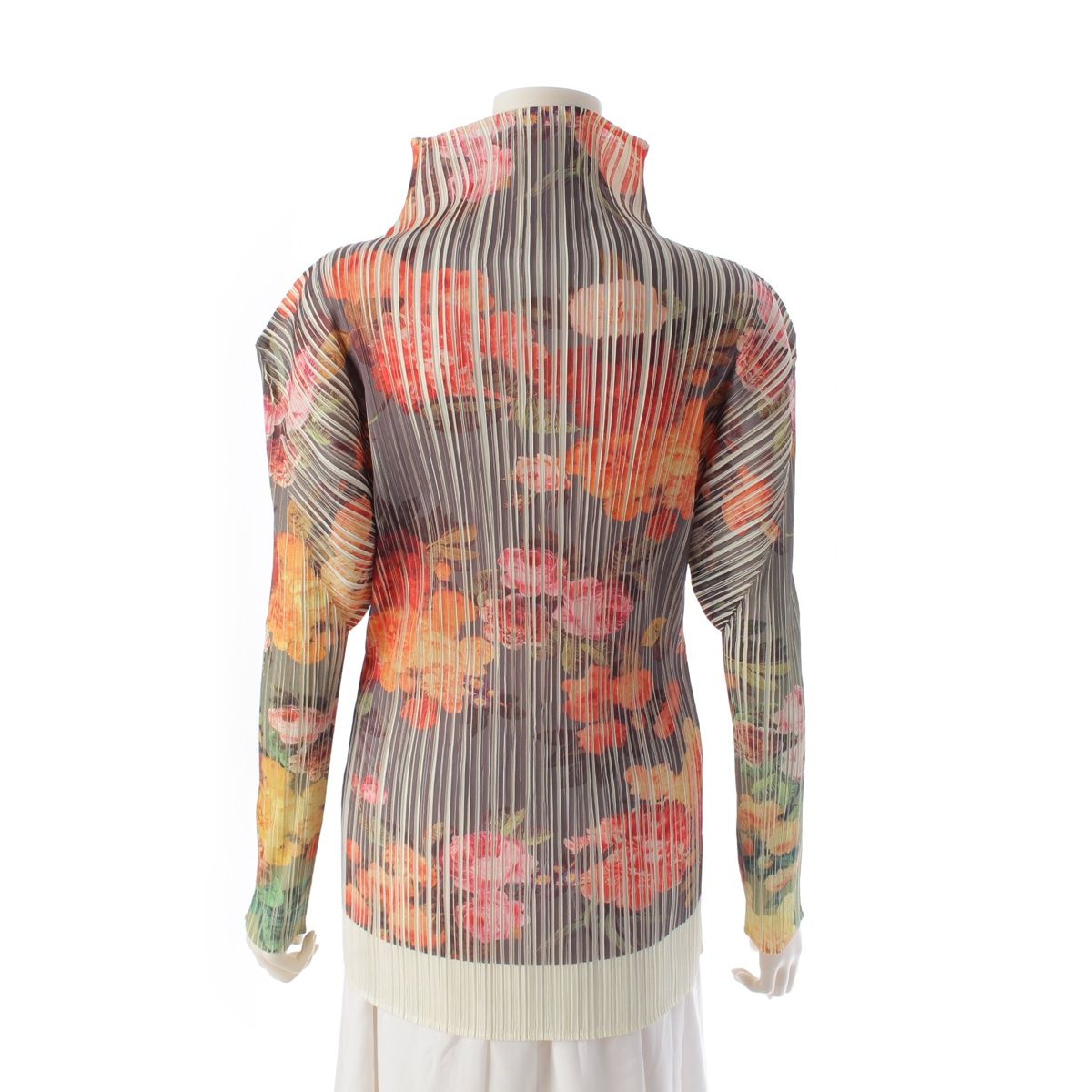 PLEATS PLEASE タートルネック薔薇柄プリーツカットソー 黒 3 PLEATS PLEASE タートルネック薔薇柄プリーツカットソー 黒 3 プリーツ