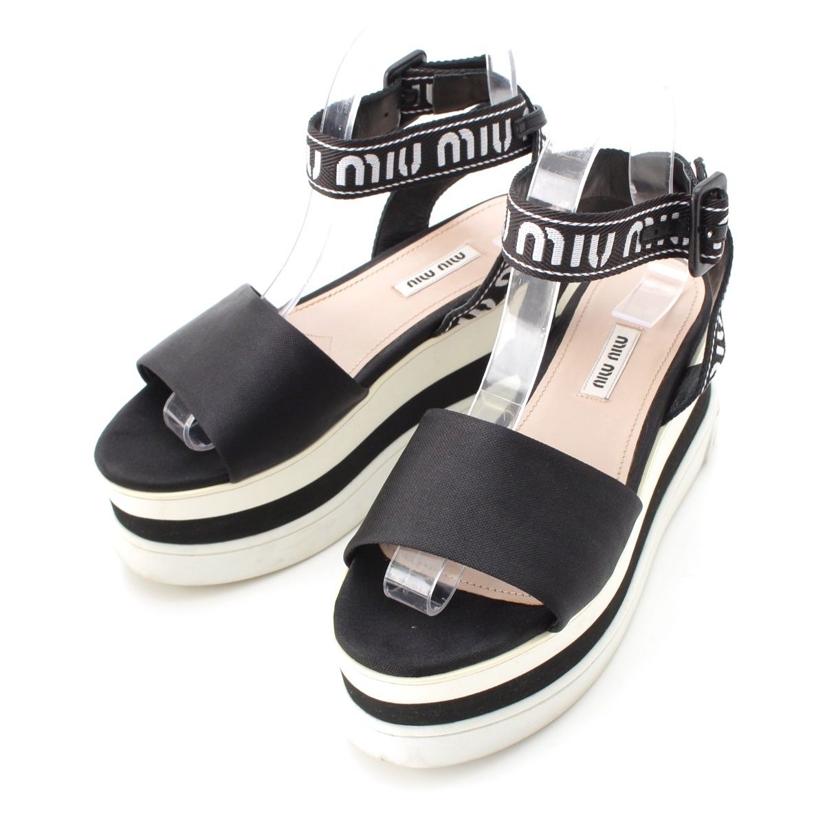 ミュウミュウ クロスストラップ サンダル ブラック ミュウミュウ ファブリック プラットフォーム 厚底 ロゴ ストラップ