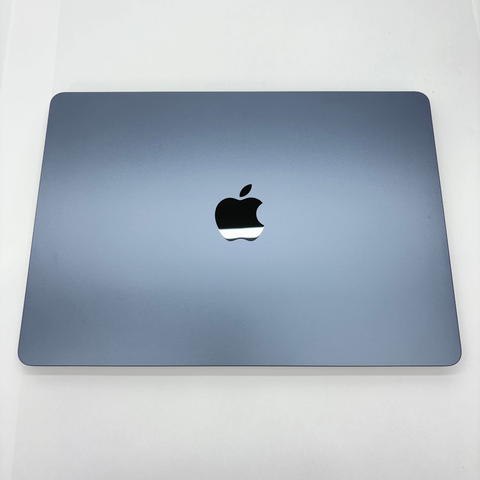 美品 新品同様 Apple MacBook Air MW123J/A M4 2025 16GB SSD 256GB 充