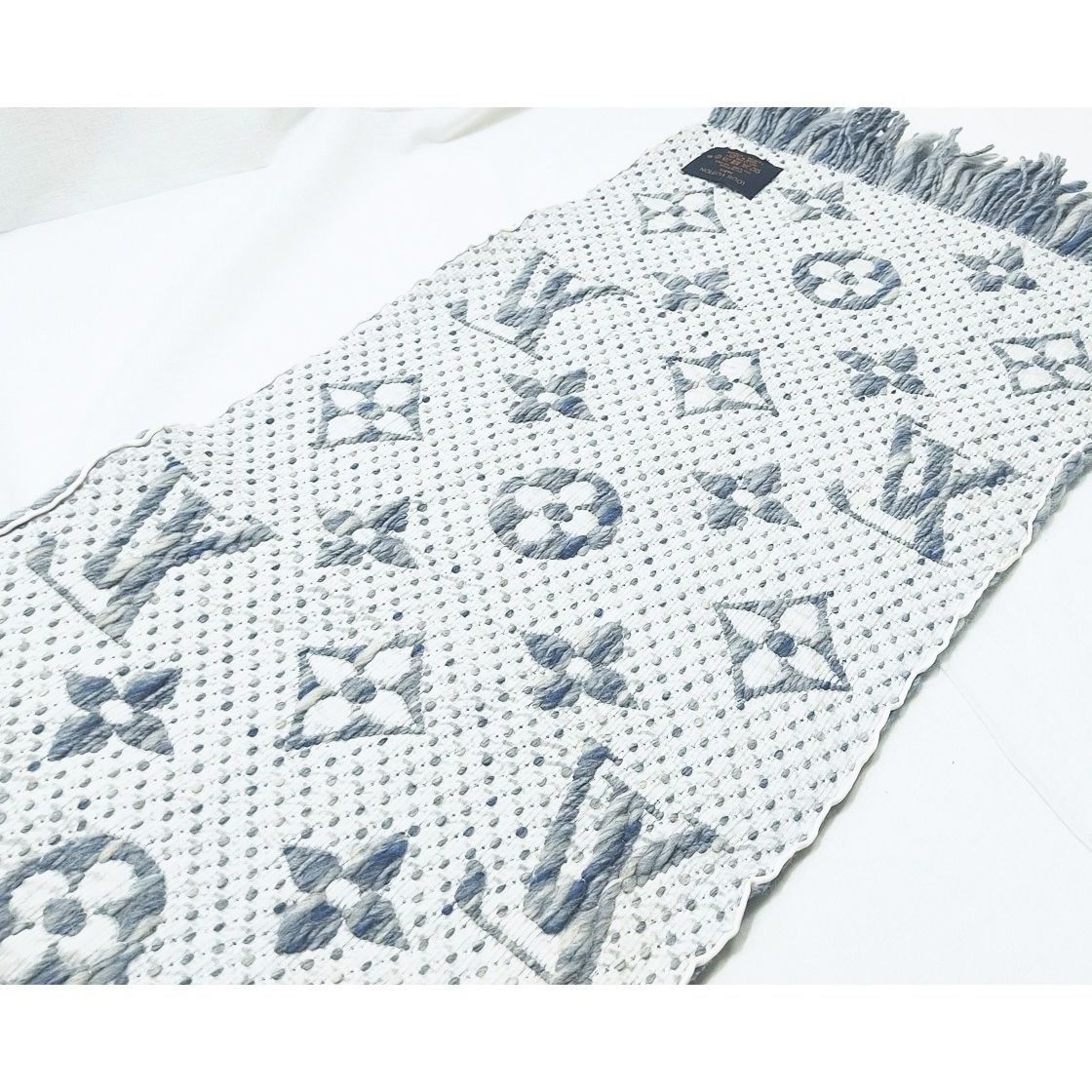 併売商品※◇中古美品◇LOUIS VUITTON【ルイヴィトン】エシャルプ・ロゴ