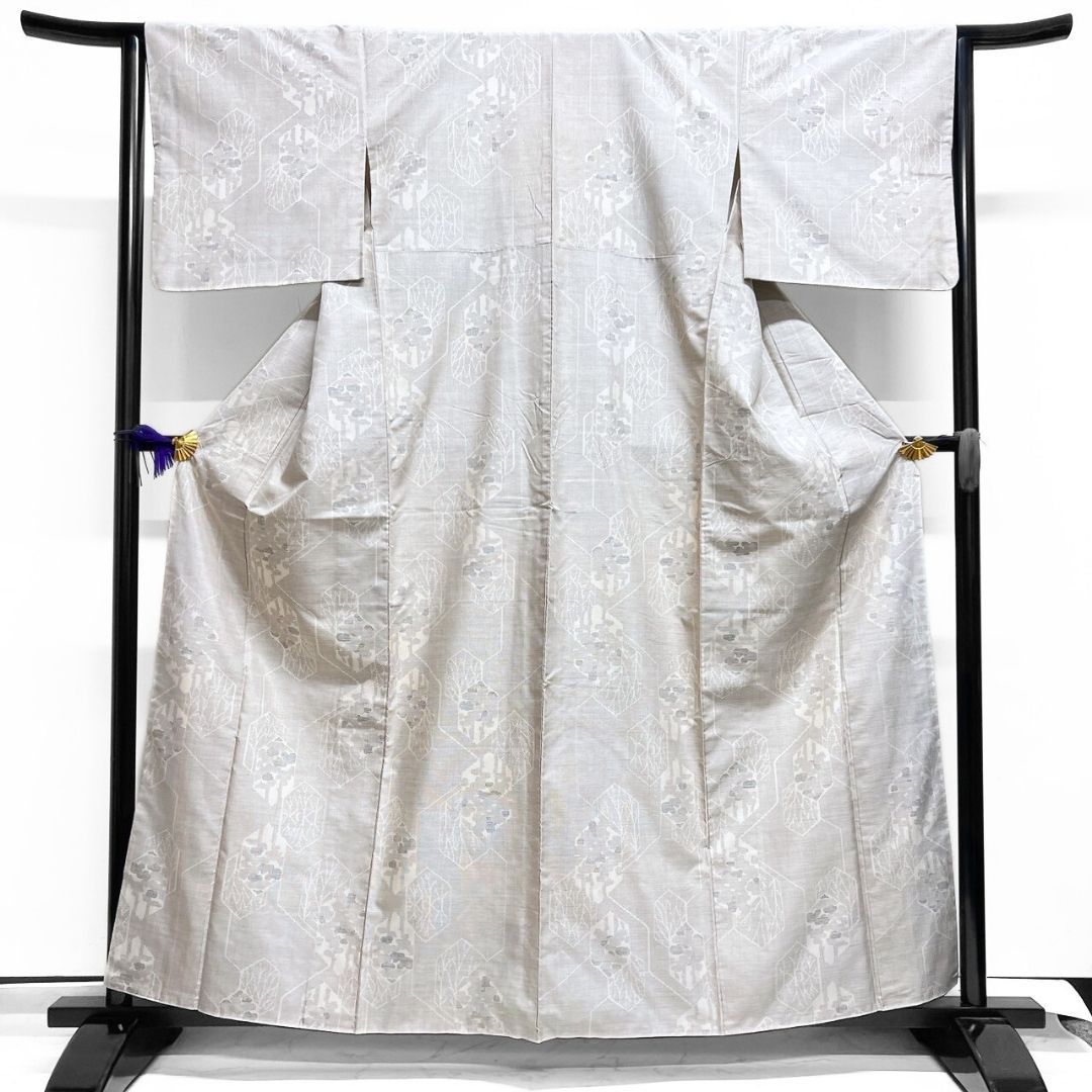 小紋 白大島紬 大島紬 亀甲 抽象リーフ模様 着物 115 p ms