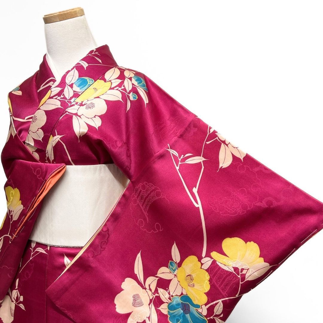 suzumushi2001　アンティーク着物　小紋 小紋 アンティーク 椿 雪輪 花模様 着物 115 p ms - メルカリ