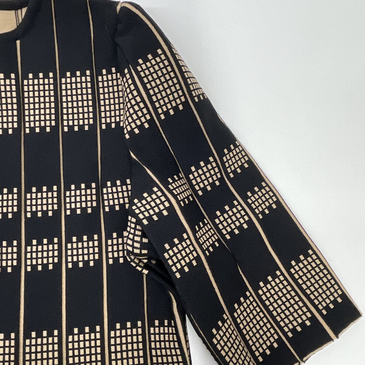 ｼﾞｬｶﾞｰﾄﾞﾌﾟﾘｰﾂﾆｯﾄﾜﾝﾋﾟｰｽ