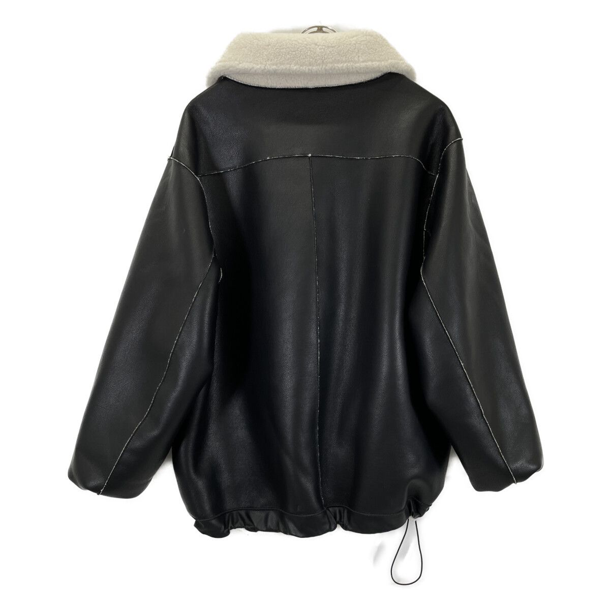 エレンディーク　コート　サイズ02 黒 エレンディーク コート サイズ02 黒 フォルムショートウールコート