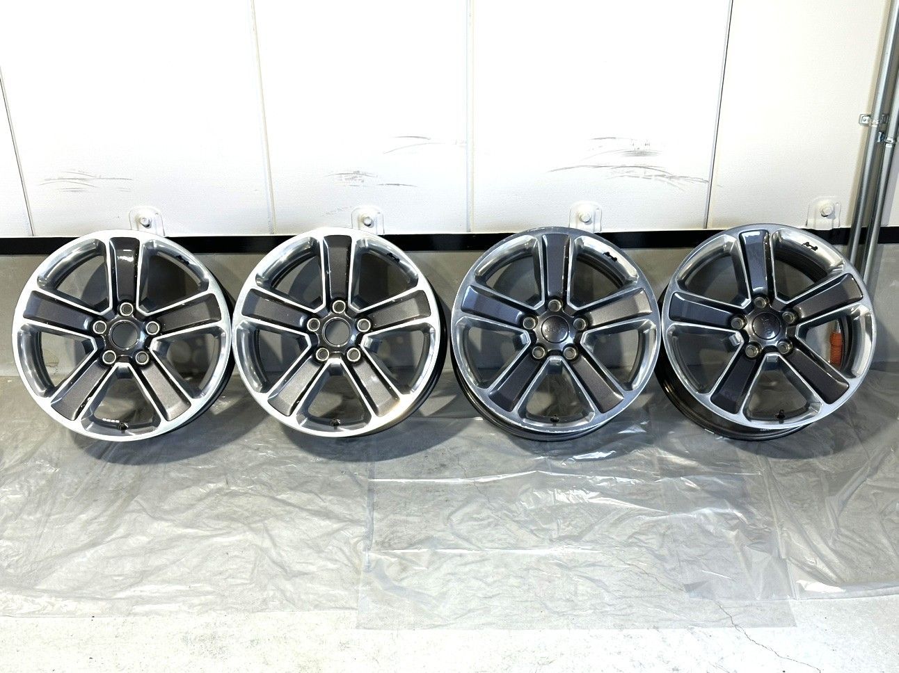 JEEP/ジープ JL ラングラー サハラ アンリミテッド 純正ホイール