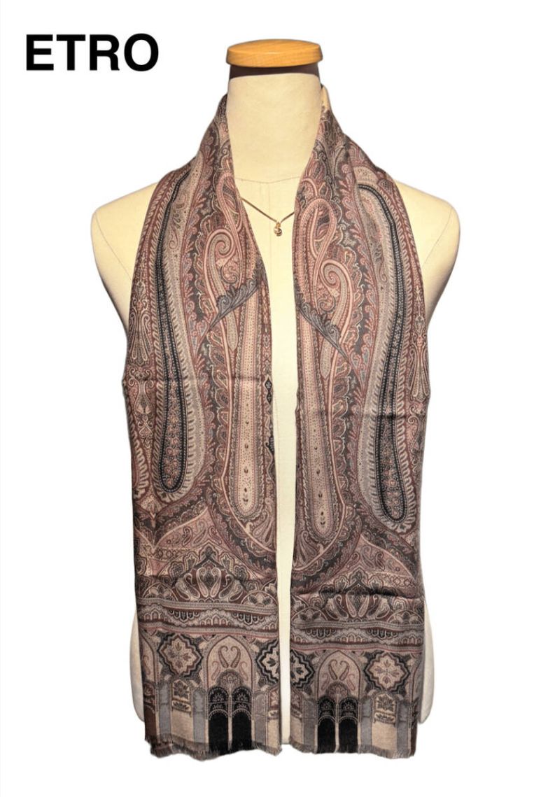 未使用　ETRO ペイズリー柄　スカーフ　ストール 未使用 ETRO エトロ スカーフ ストール パープル グレー マルチカラー