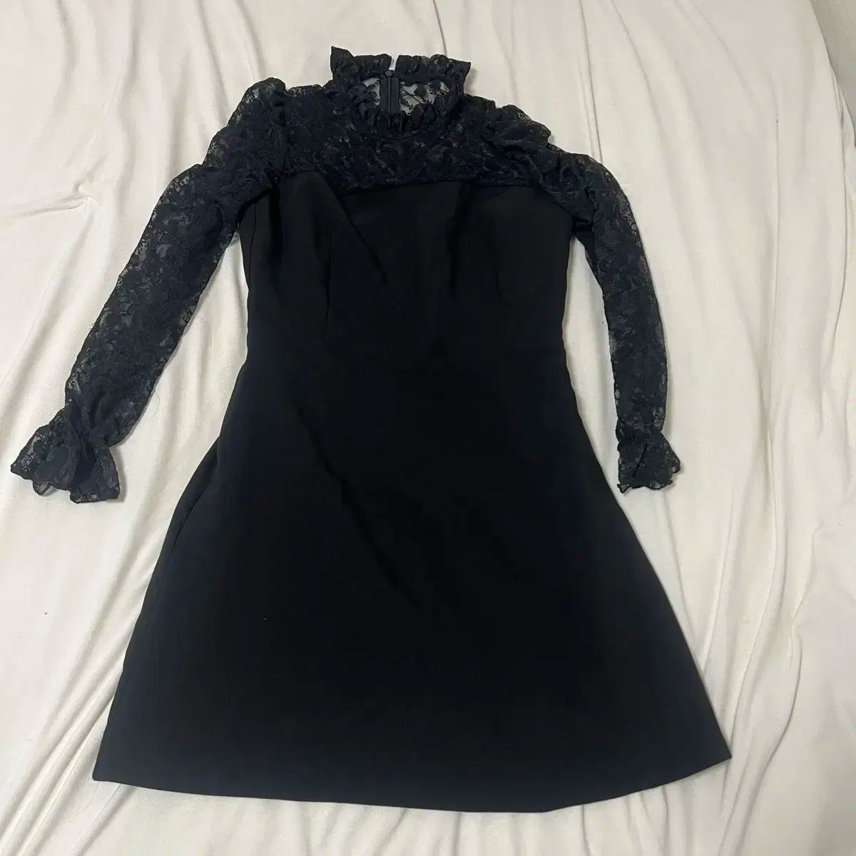 ブラックレース ロングスリーブ ミニONE PIECE SKINNYPIG Giveドレス