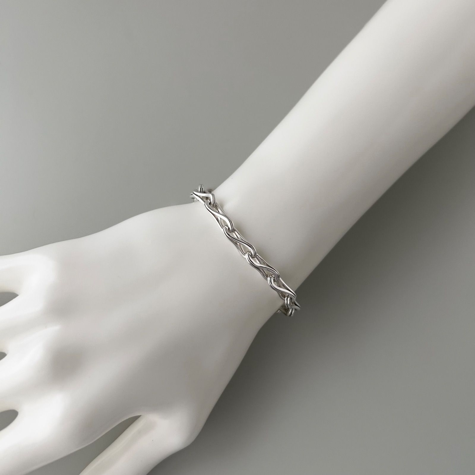 グッチ ブレスレット トムフォード期 Silver 925 GUCCI - メルカリ