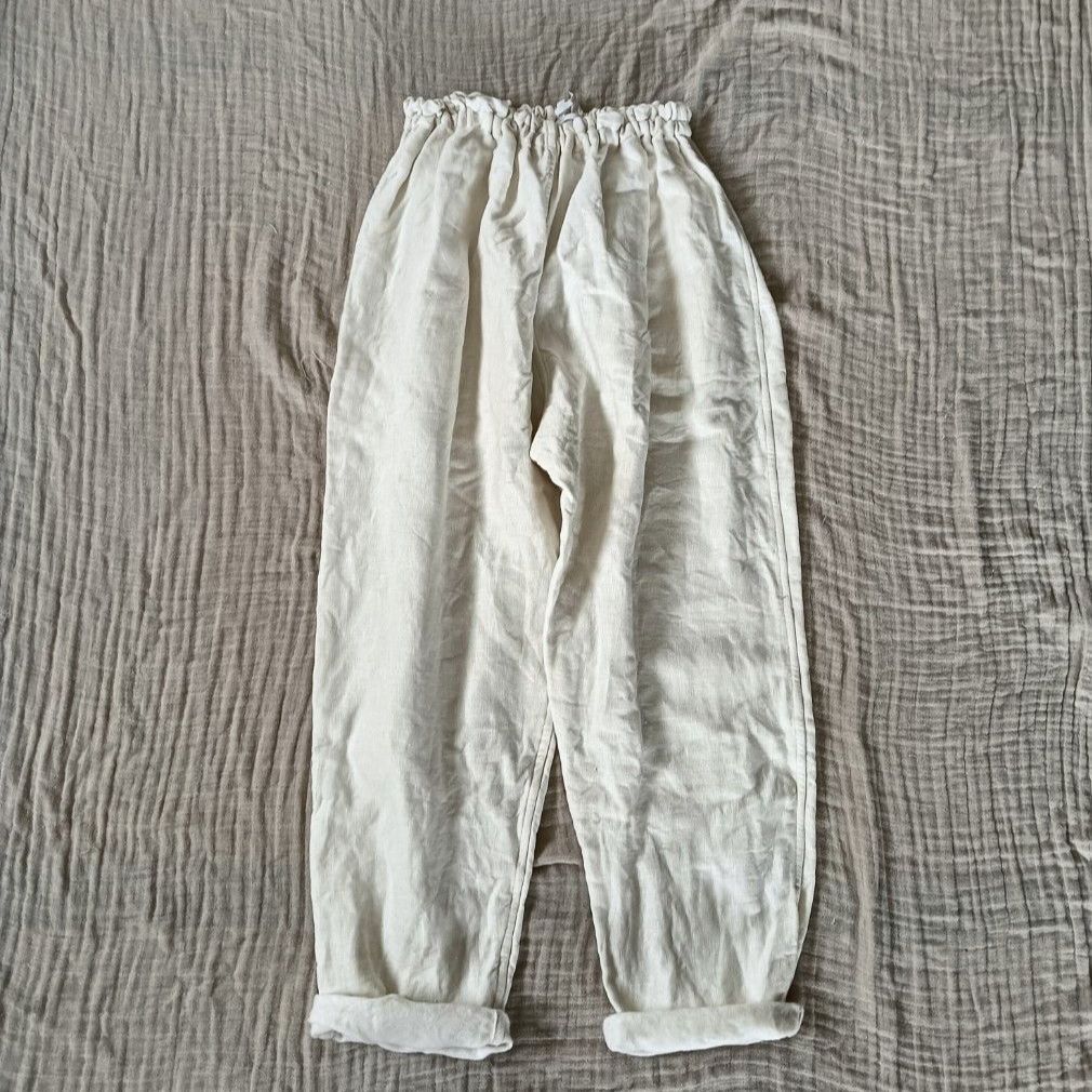 福井利佐の展覧会ポスター、新聞まとめて