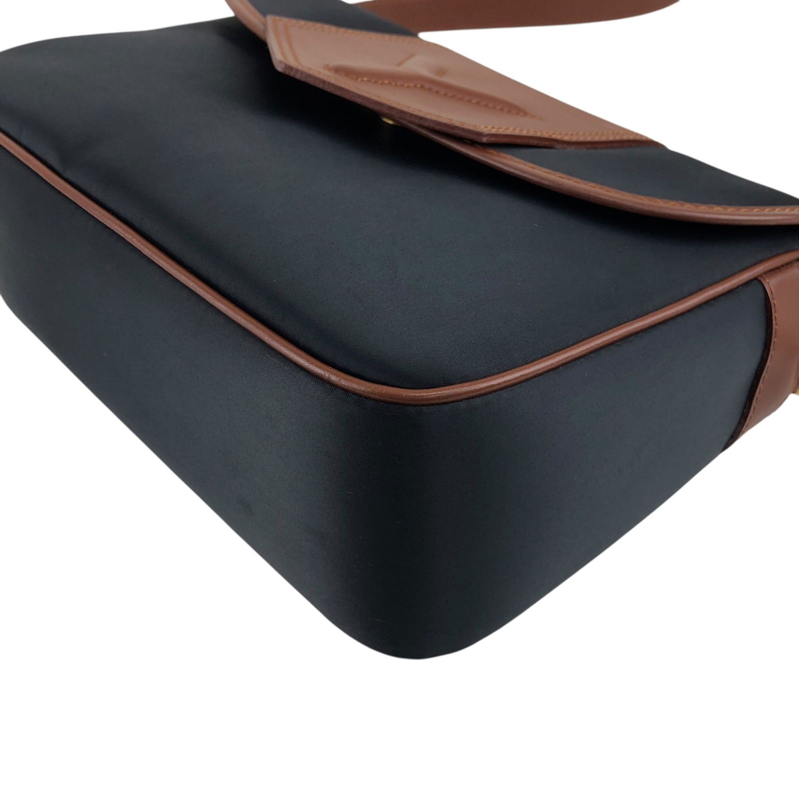 Yves Saint Laurent イヴ・サンローラン ショルダーバッグ ネイビー