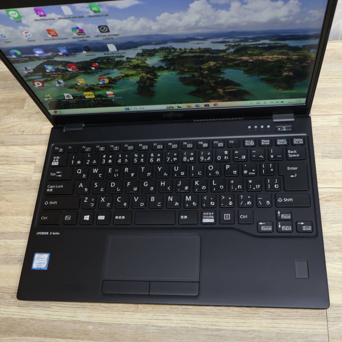 ☆美品 高性能8世代4コアi5！SSD128GB☆U939/A Core i5-8365U Web