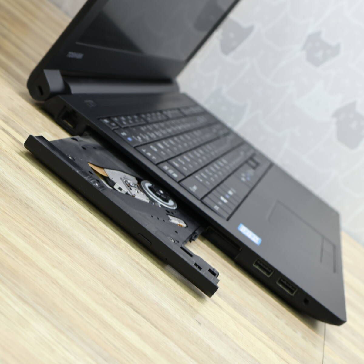 ☆美品 高性能6世代i3！SSD128GB メモリ8GB☆B55/K Core i3-6006U