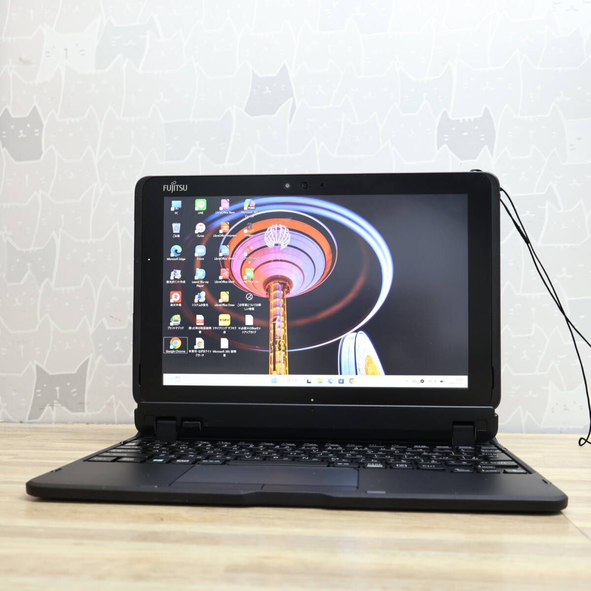 ☆防水☆超美品 SSD128GB☆Q509/VE Webカメラ TypeC 高解像度 Celeron