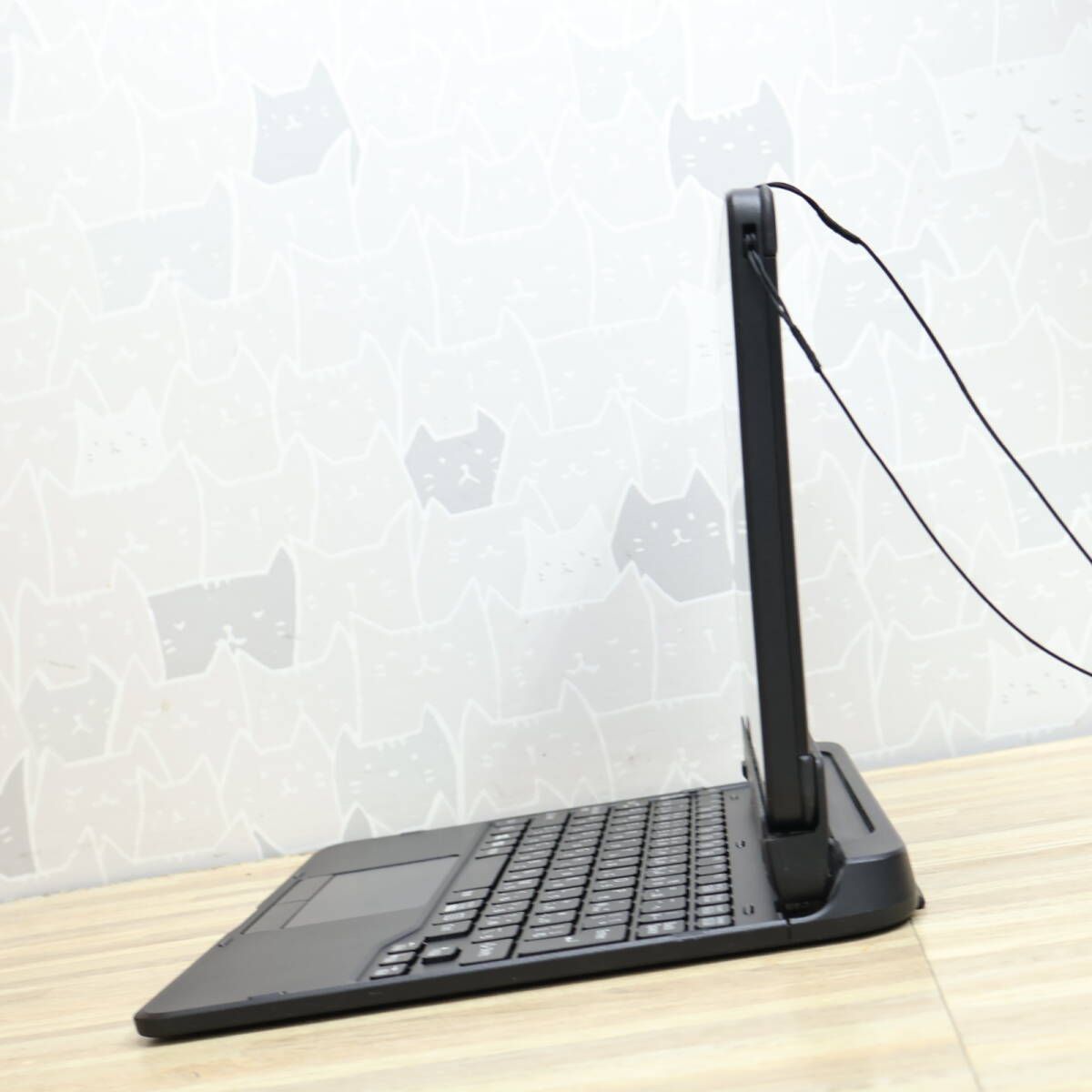 ☆防水☆超美品 SSD128GB☆Q509/VE Webカメラ TypeC 高解像度 Celeron