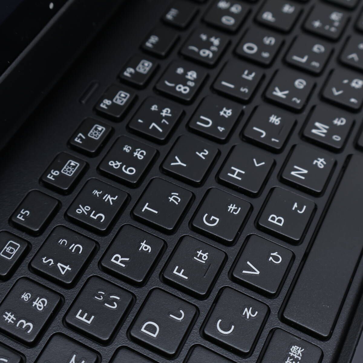 ☆防水☆超美品 SSD128GB☆Q509/VE Webカメラ TypeC 高解像度 Celeron