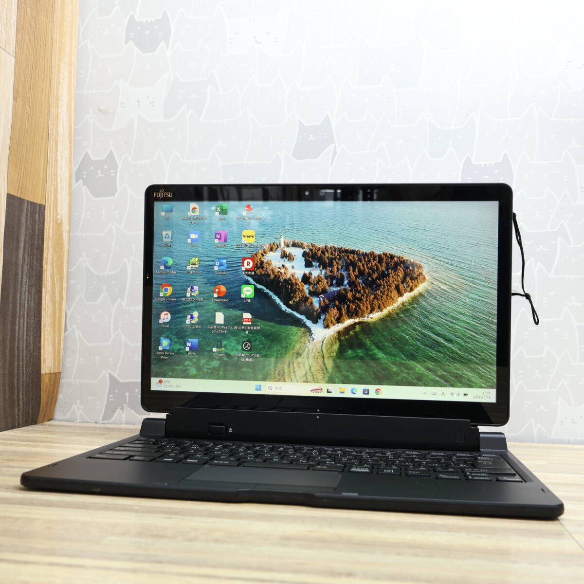 ノートPC ★超美品 高性能8世代4コアi5！SSD128GB メモリ8GB★Q738/SB Core i5-8350U Webカメラ TypeC Win11 MS Office2019 H&B ノートPC★P94057