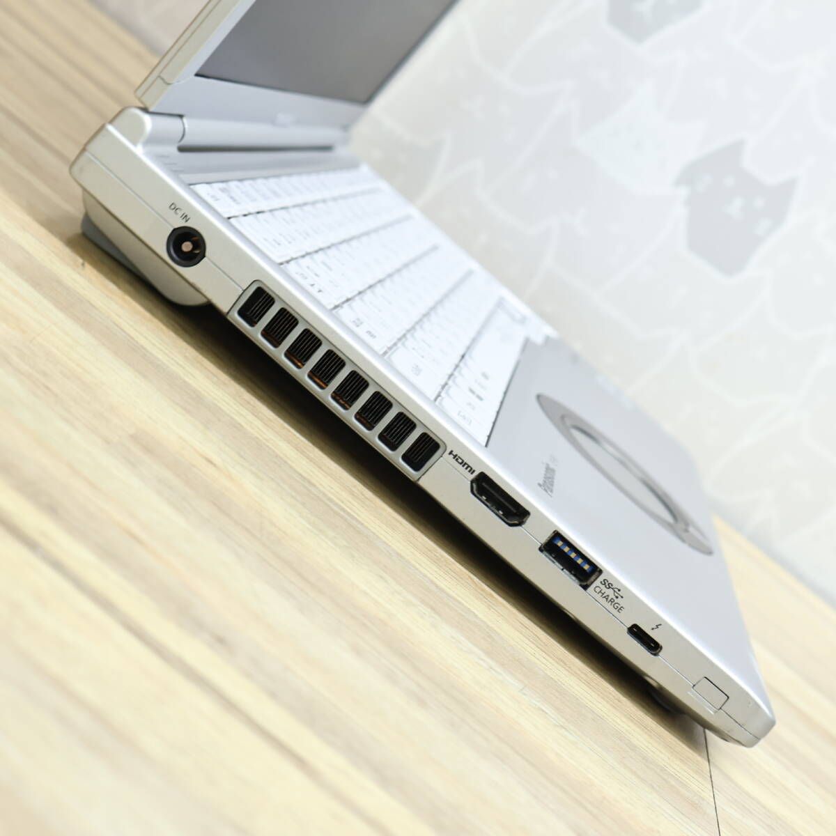 第11世代！Core i5！M.2SSD！RAM16GB！webカメラ！Wi-F 第11世代！Core