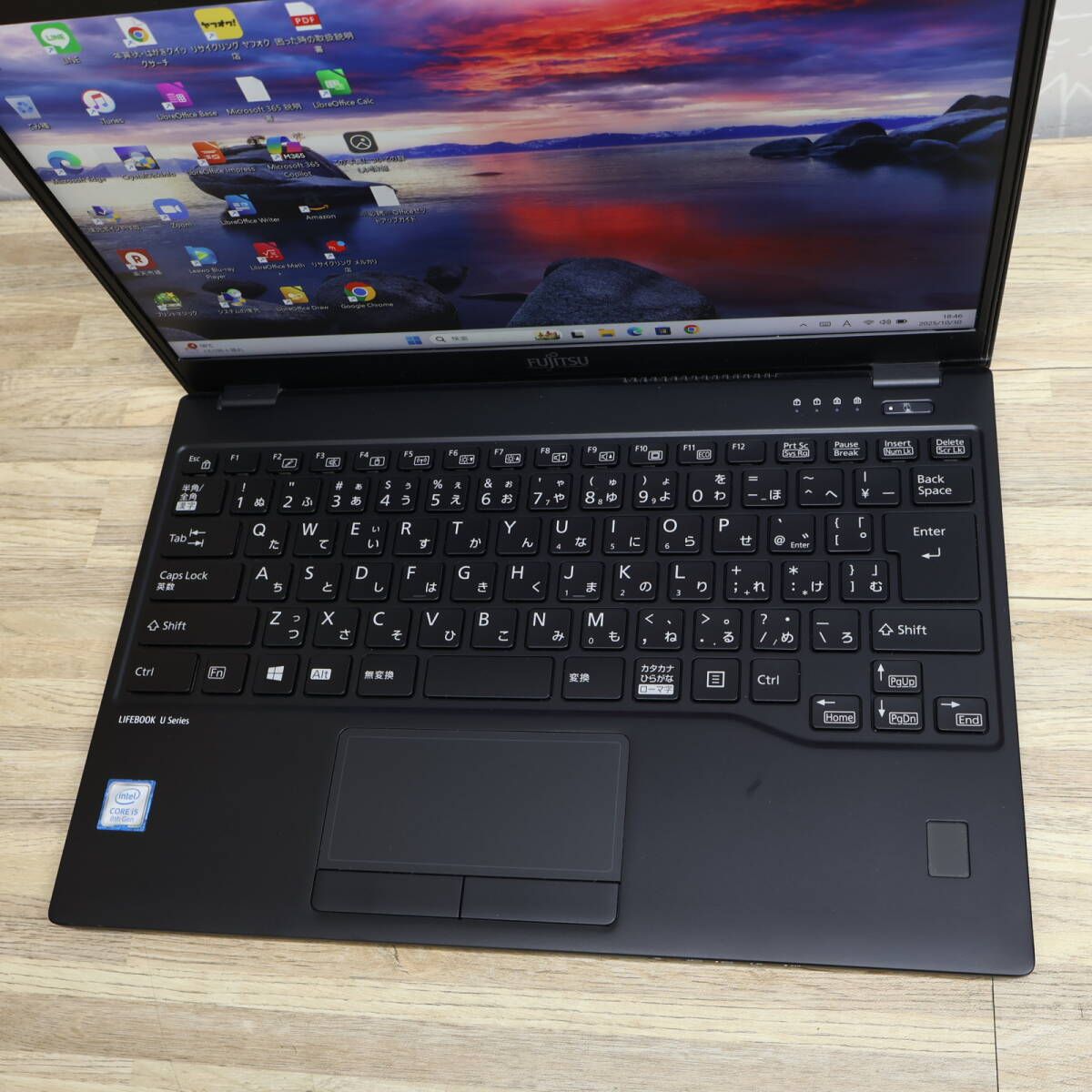 ☆超美品 高性能8世代4コアi5！新品SSD128GB☆U939/A Core i5-8365U