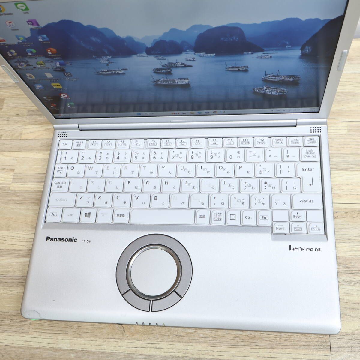 ☆美品 高性能10世代4コアi5！M.2 NVMeSSD256GB メモリ16GB☆CF-SV9