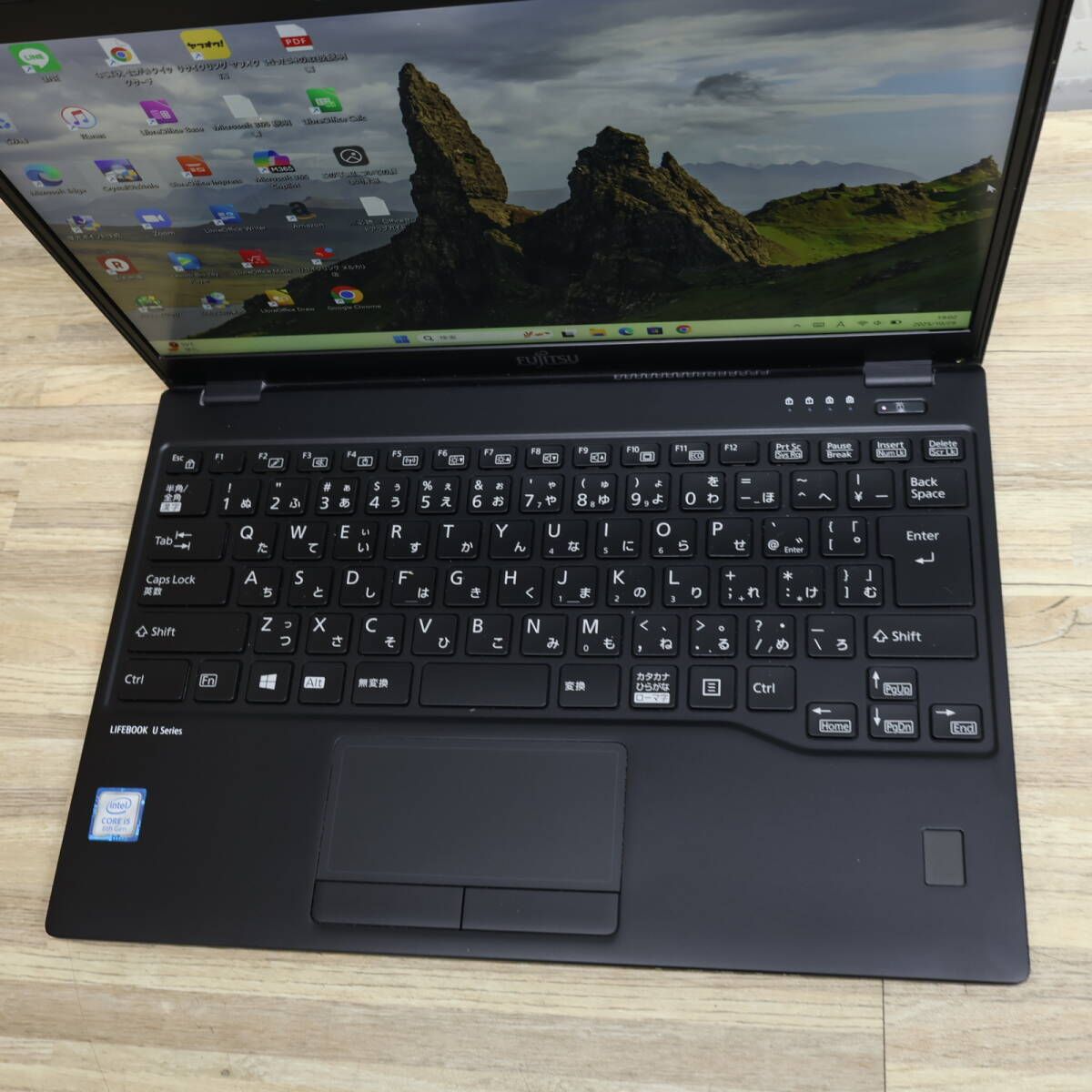 ☆超美品 高性能8世代4コアi5！新品SSD128GB☆U939/A Core i5-8365U