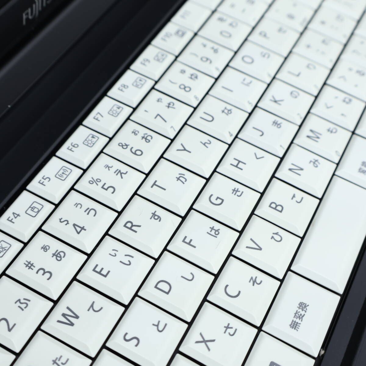 ⭐️ノートパソコンmouse 第六世代Core i3 SSD256G メモリ8G ☆マウス