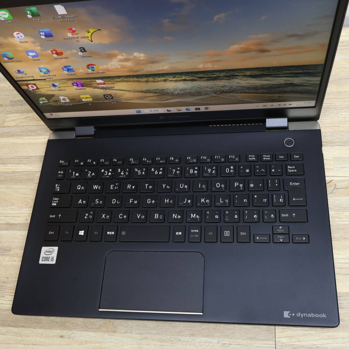 ☆超美品 高性能10世代4コアi5！M.2 NVMeSSD256GB メモリ8GB☆G83/FR
