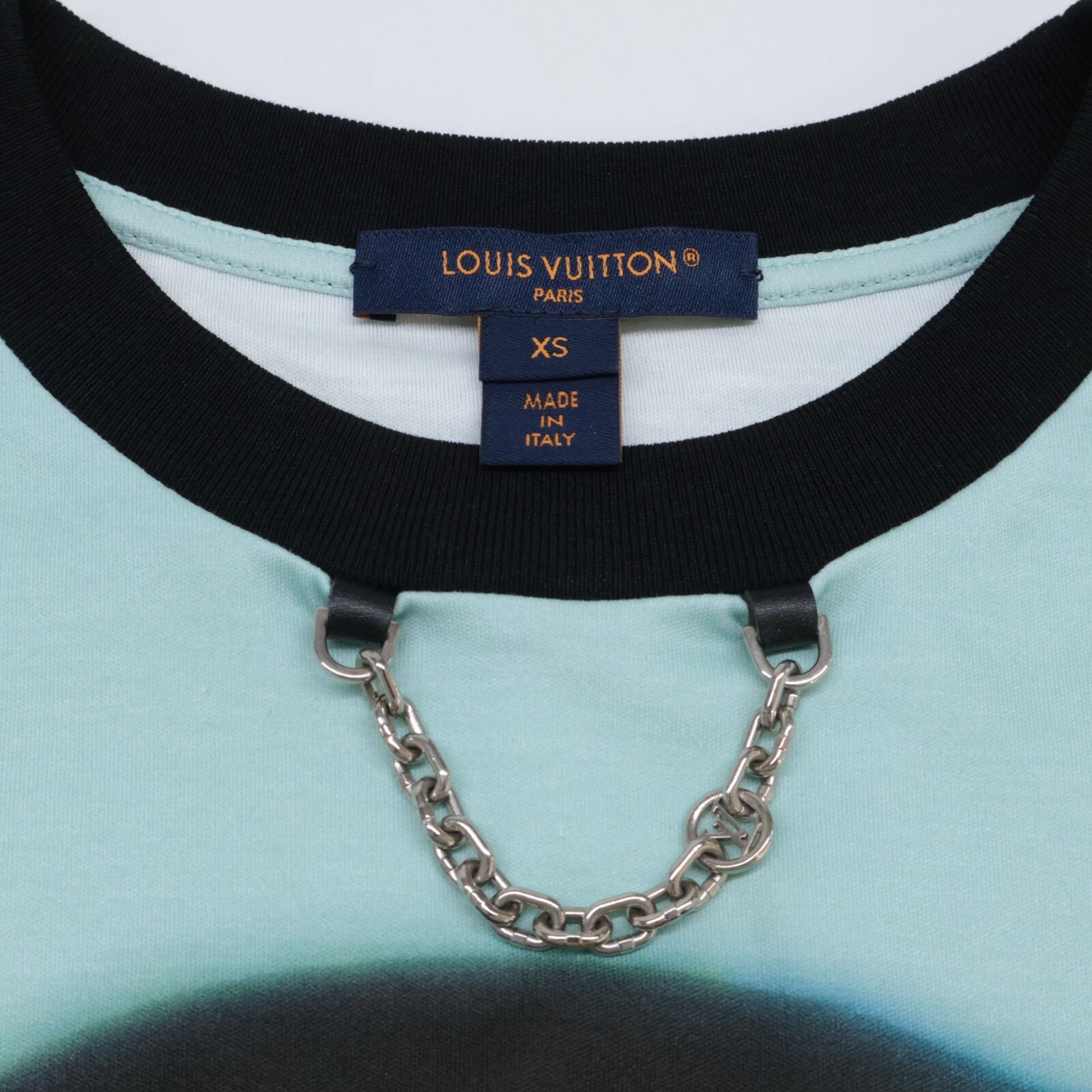 襟元チェーン付