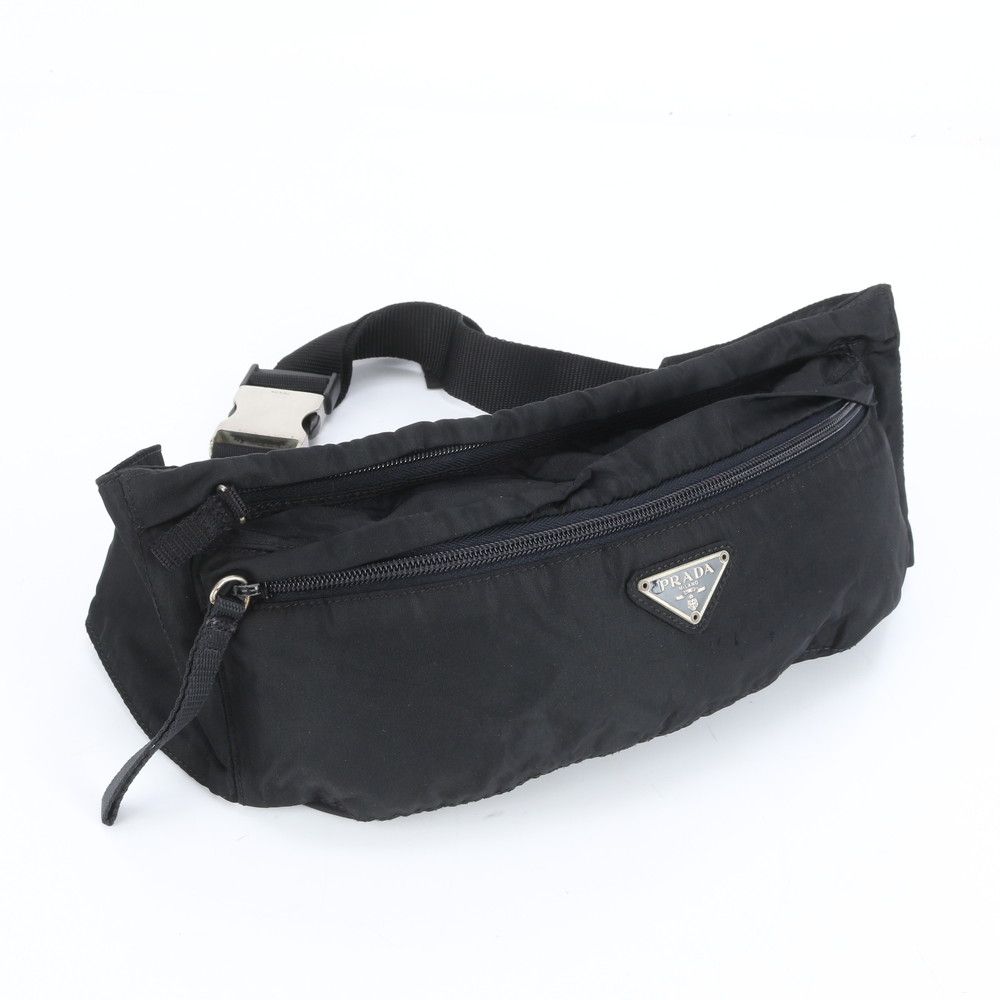 【美品】 プラダ ボディーバッグ 2way ウエストポーチ 三角ロゴ テスート 美品 プラダ テスート ナイロン 三角 トライアングル ロゴ 2WAY ボディ