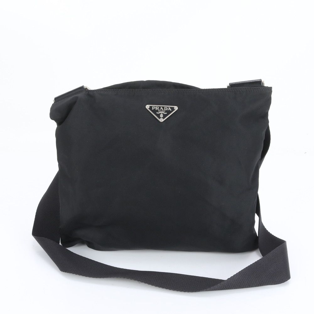 【極美品】PRADA メッセンジャーバッグ　ラムレザー　三角ロゴ　希少アイテム 極美品】PRADA メッセンジャーバッグ ラムレザー 三角ロゴ 希少