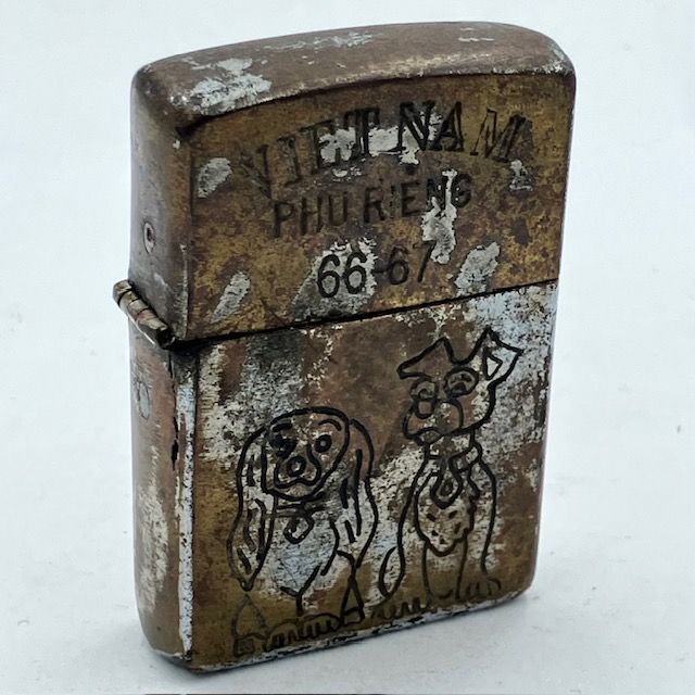 ZIPPO ベトナム 1966年 珍しい二匹の犬絵柄 ベトナムジッポー