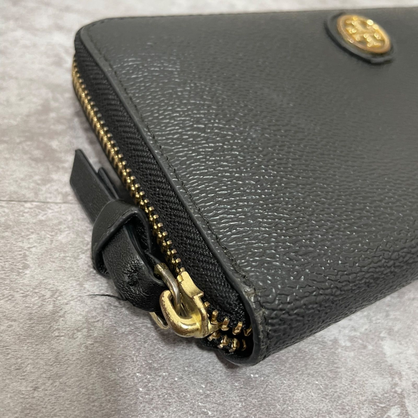 はる　 TORY BURCH 長財布 ロングウォレット ラウンド ブラック はる TORY BURCH 長財布 ロングウォレット ラウンド ブラック TORY