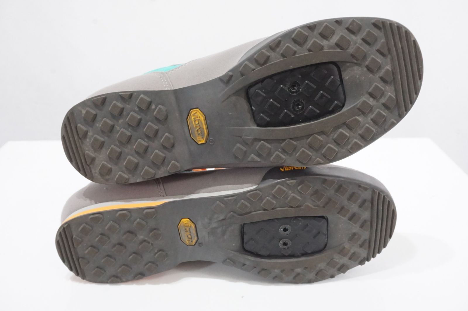 GIRO 「ジロ」 RUMBLE VR 43サイズ シューズ / バイチャリAKIBA店