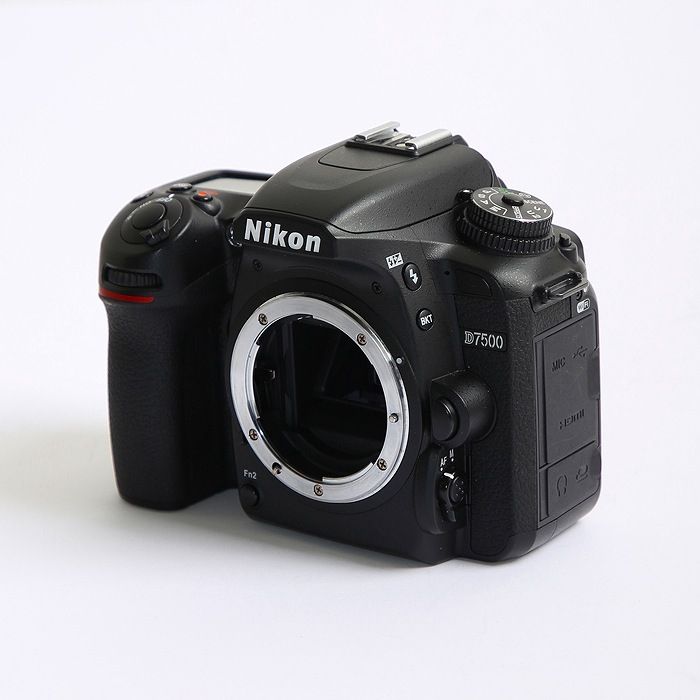 ニコン Nikon D 7500 ボデイ