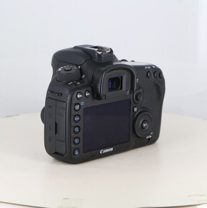 中古】(キヤノン) Canon EOS 7D MARKII ボディ - メルカリ