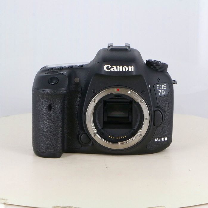 中古】(キヤノン) Canon EOS 7D MARKII ボディ - メルカリ