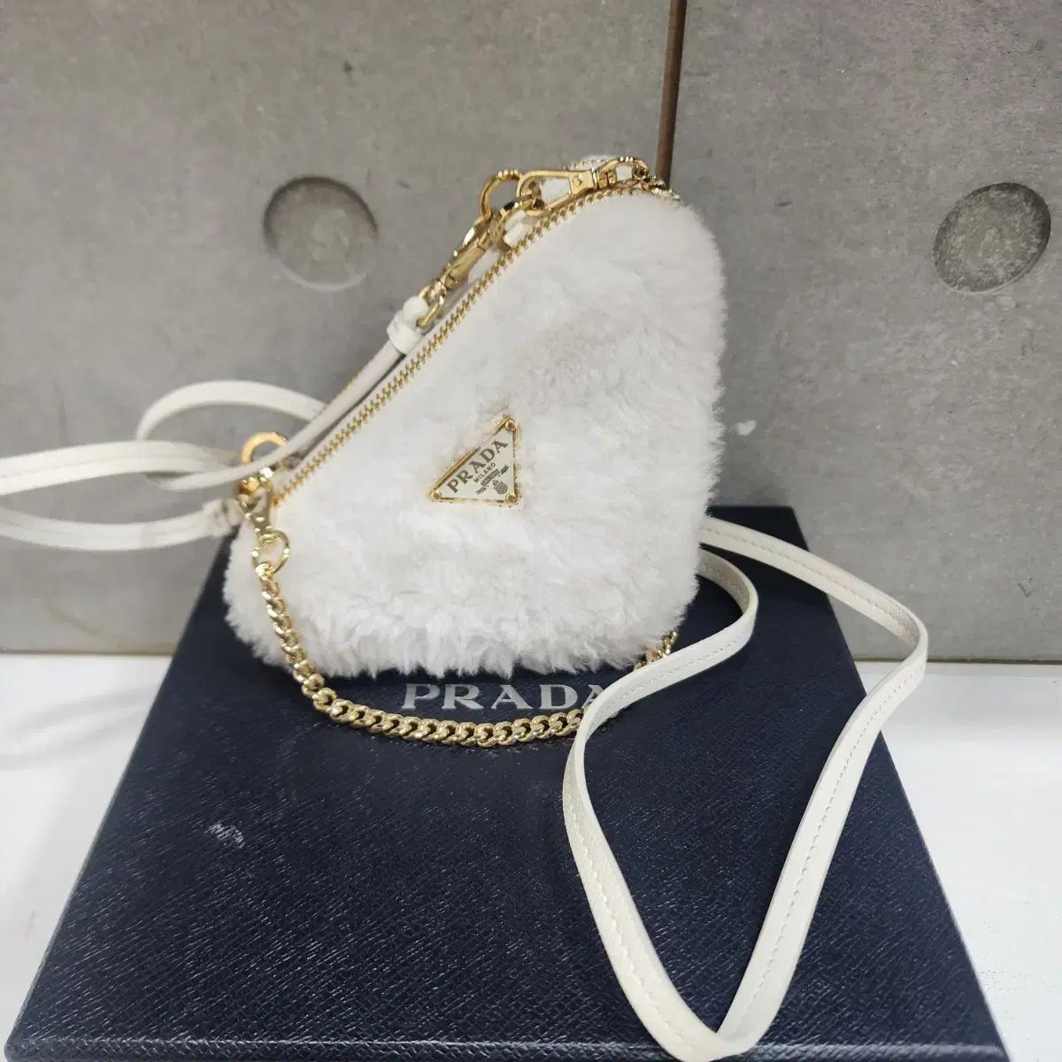 PRADA プラダ Shearling シアーリング 三角ロゴ ダブルジッパー ショルダー-クロスバック