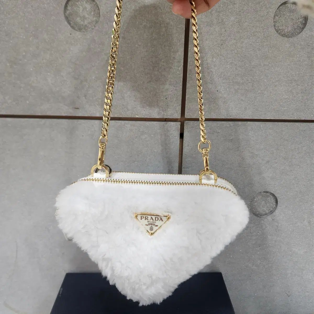 PRADA プラダ Shearling シアーリング 三角ロゴ ダブルジッパー ショルダー クロスバック