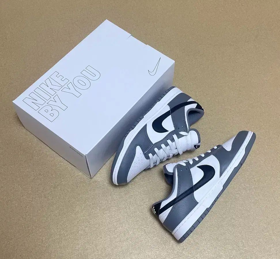 280) ナイキ バイユー ダンク ロー グレー - メルカリ