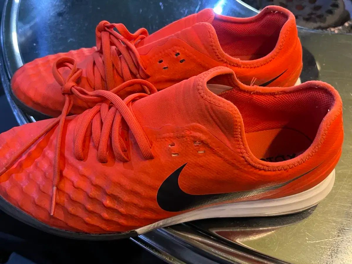 NIKE ナイキ　マジスタXフィナーレII TF   27.5 ナイキ マジスタ フィナーレ 285mm TF - メルカリ