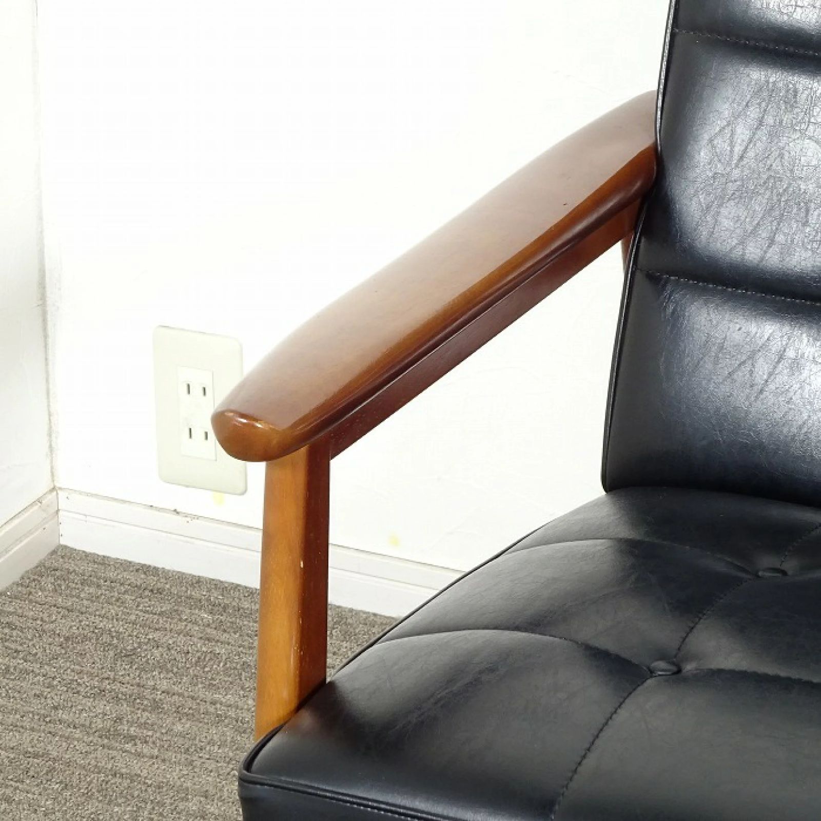 ◾︎SELUNO◾︎ 【展示美品】karimoku カリモク60 / Kチェア 2人掛け