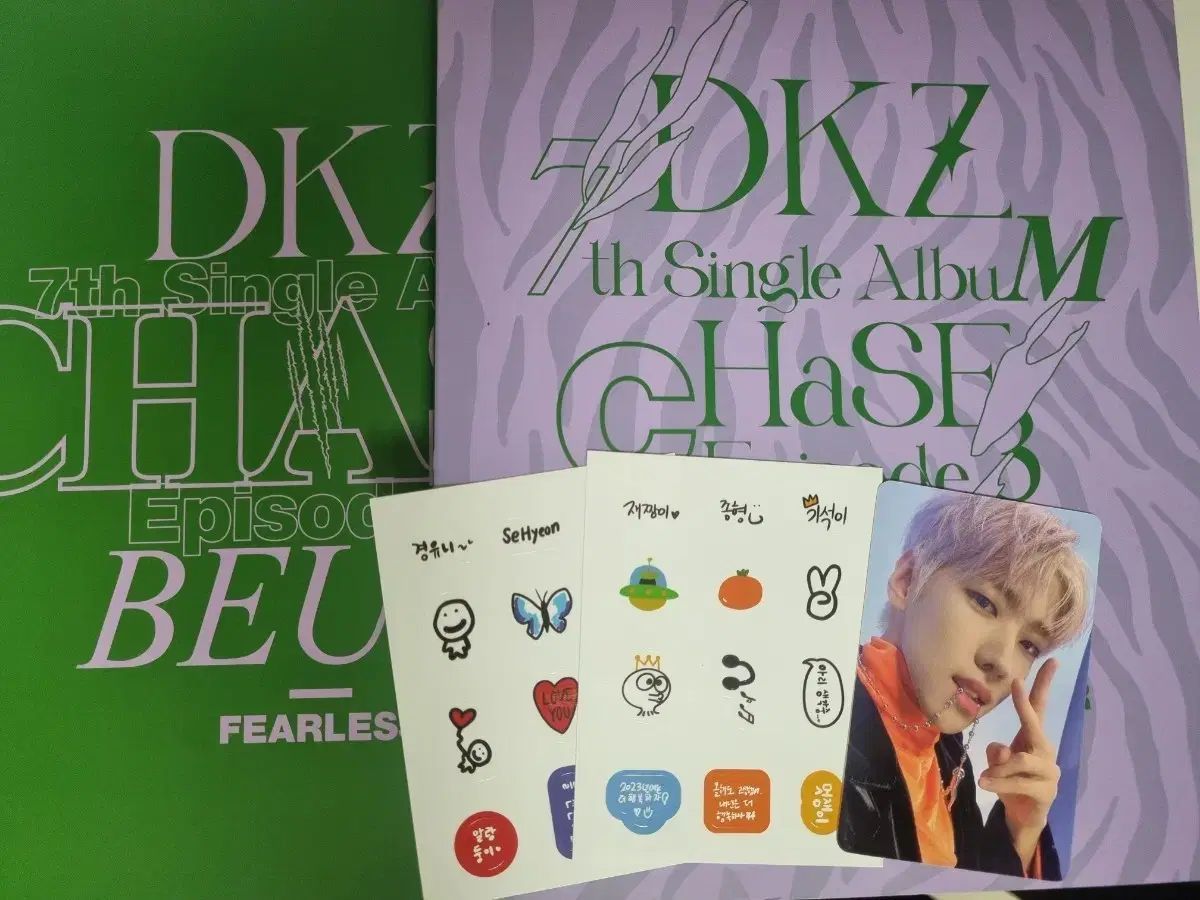 DKZ ホーチュアルバム 2種 ジェチャン(JAECHAN) トレカ ステッカー