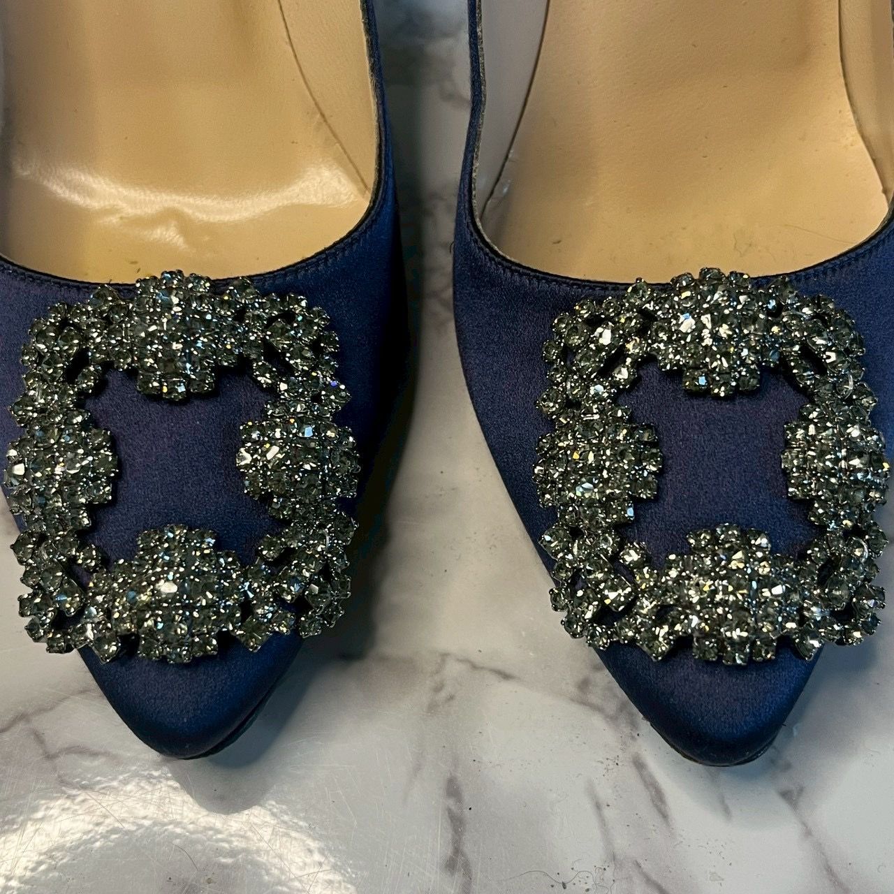 MANOLO BLAHNIK マノロブラニク サテンパンプス 36.5 ビジュー 10cm