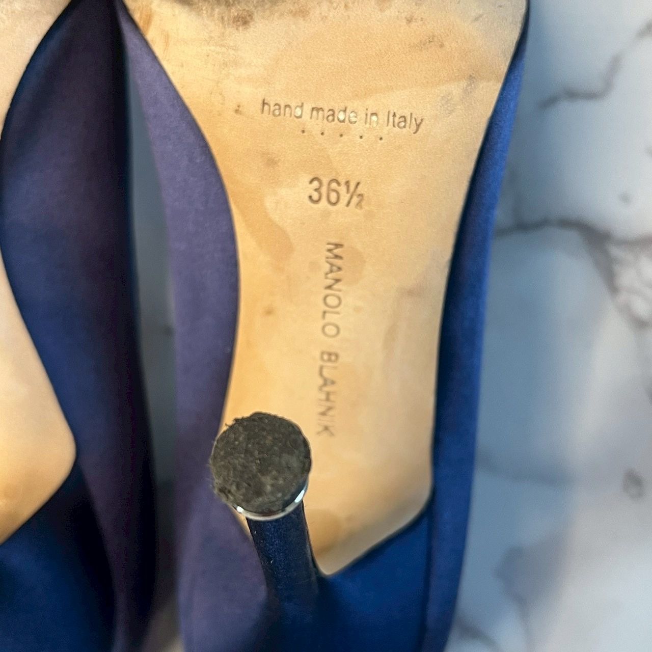 MANOLO BLAHNIK マノロブラニク ハンギシ サテンパンプス 36.5 