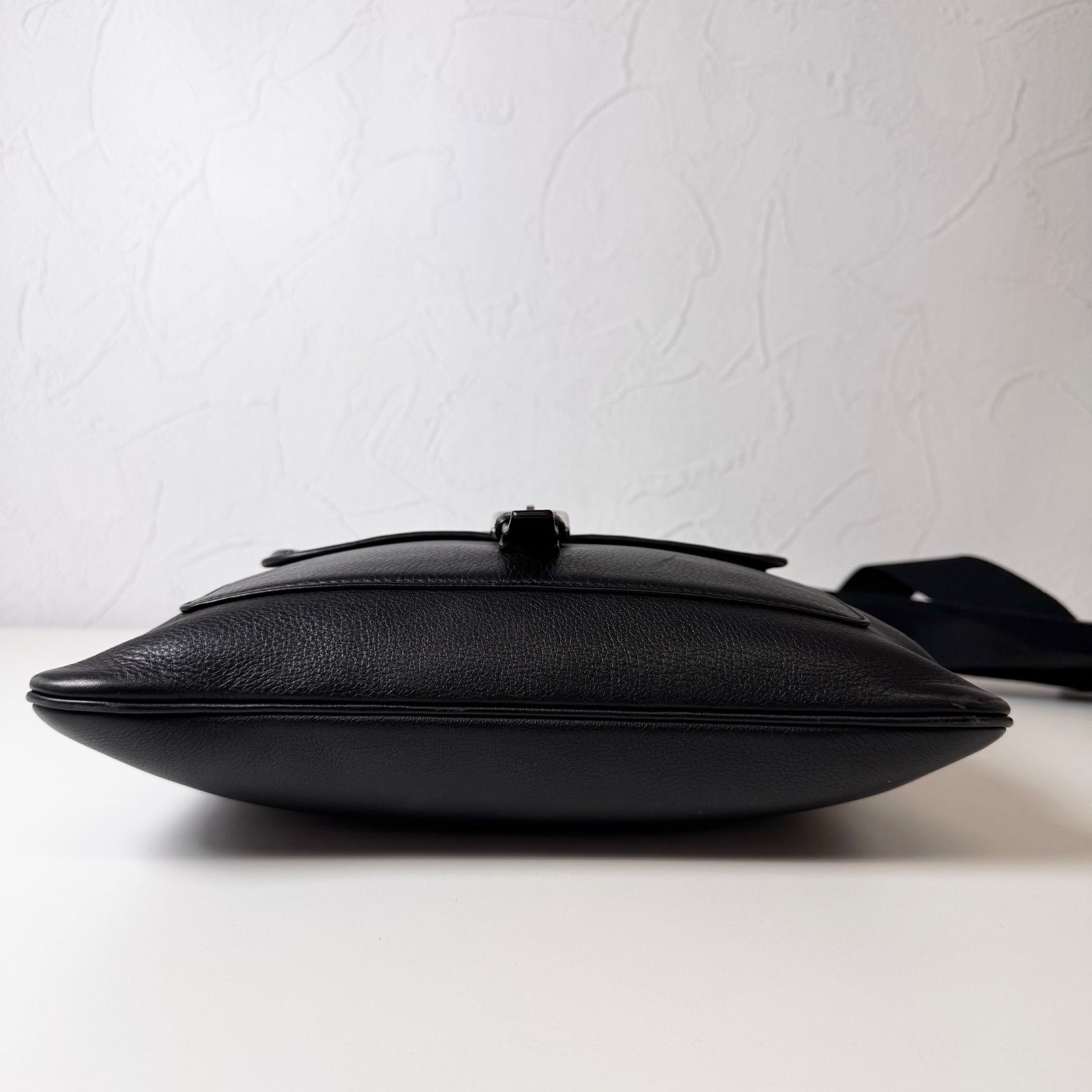 ✨Bランク LOEWE ロエベ マドリード MADRID アナグラム ショルダー 