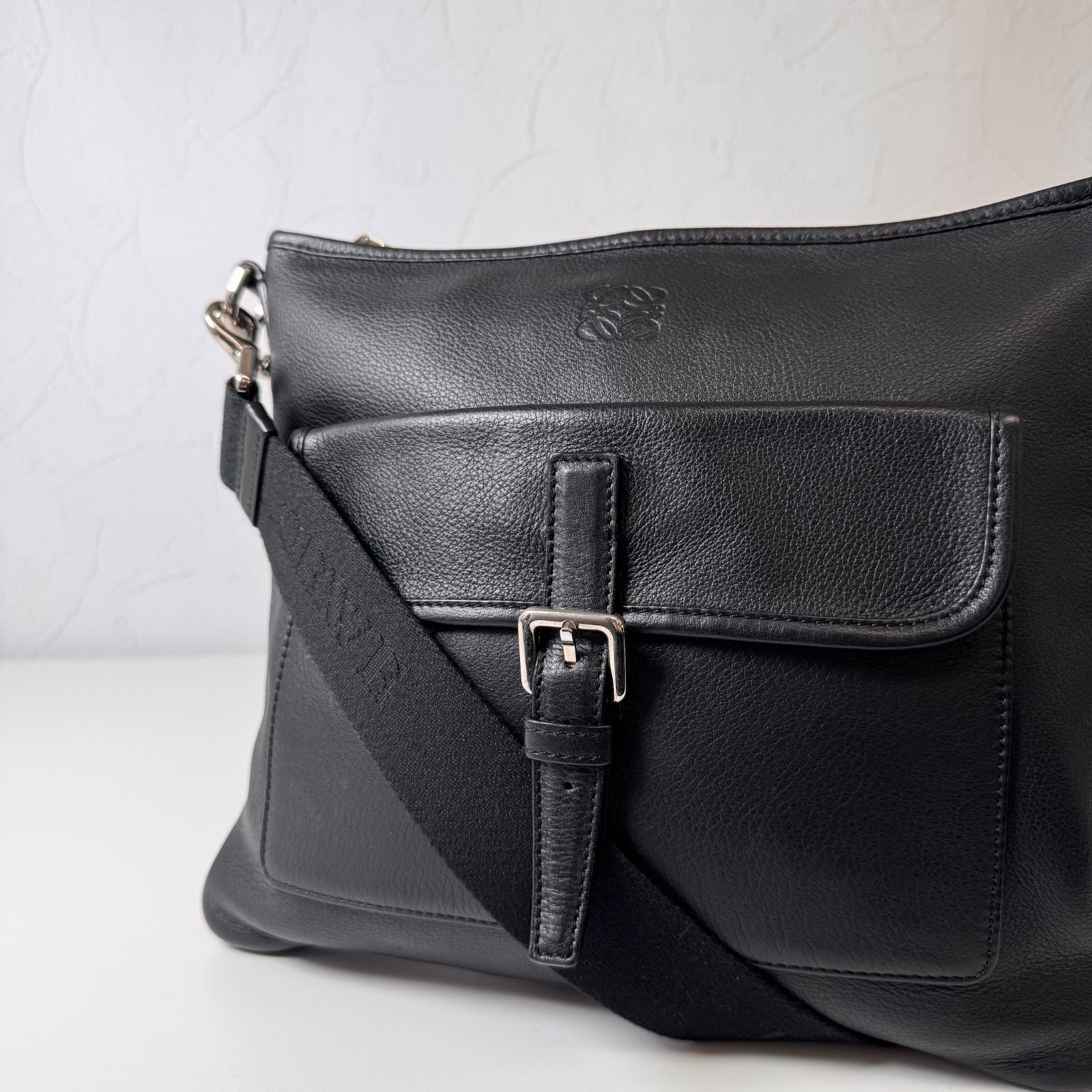 ✨Bランク LOEWE ロエベ マドリード MADRID アナグラム ショルダー 