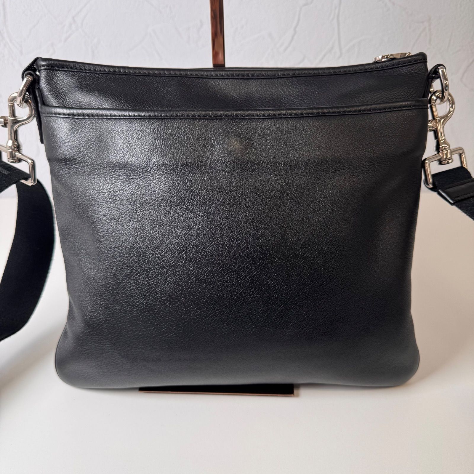 ✨Bランク LOEWE ロエベ マドリード MADRID アナグラム ショルダー 