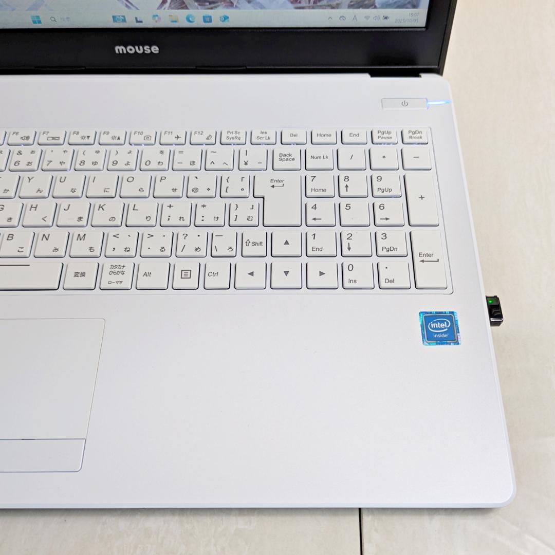 美品☆オフィス付き！新品SSD☆初心者OK☆Win11ノートパソコン☆A04